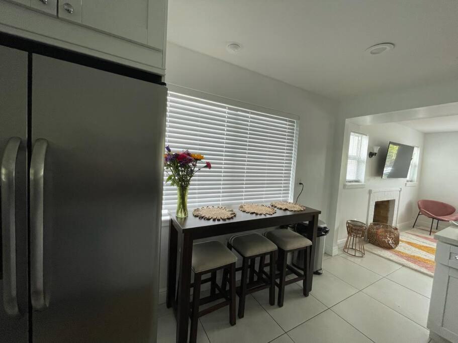 Jungle Cottage With Luxury Pool, Hot Tub And More! เลกเวิร์ท ภายนอก รูปภาพ